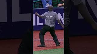 Rays security guard has MOVES  #mlb #baseball #dance #shorts