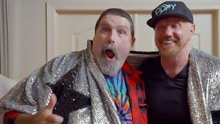 Foley & DDP are in awe when a collector shares Savage’s jersey: A&E WWE’s Most Wanted Treasures
