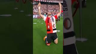 Santiago Giménez, ovacionado como los grandes en el festejo del Feyenoord #Shorts | ESPN Deportes