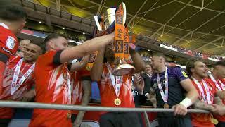 Luton Town lift the EFL Championship Final trophy  | ESPN FC
