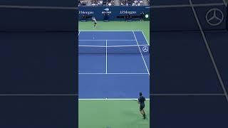 Novak Djokovic's RIDICULOUS agility!