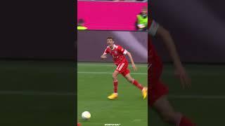 Thomas Müller leitet Bayerns Schützenfest ein l Sportschau #shorts
