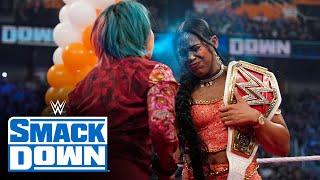 Asuka blinds Bianca Belair with a mist sneak attack: SmackDown highlights, May 12, 2023